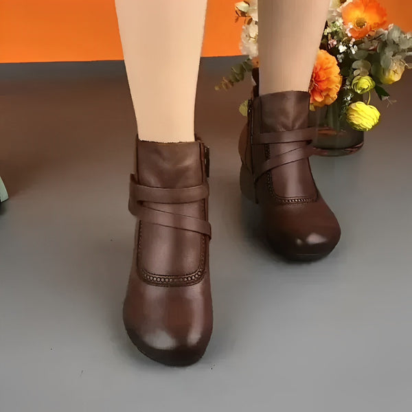 Bota Feminina Sauni + Brinde Exclusivo